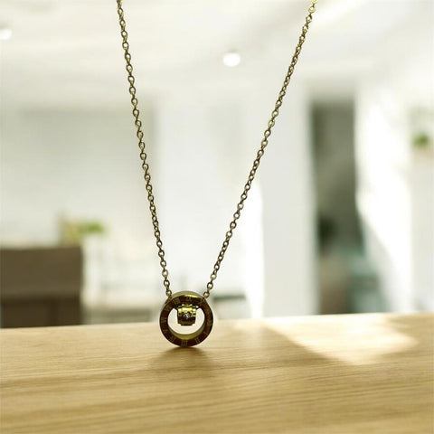 Elegant Stainless Steel Chain for Women | Luxury Gold & Silver Necklace – Stylish Daily Wear