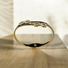 Elegant Stainless Steel Bracelet for Women | Luxury Gold & Silver Wrist Jewelry