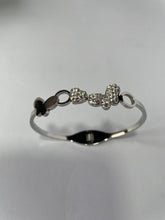 Elegant Stainless Steel Bracelet for Women | Luxury Gold & Silver Wrist Jewelry