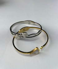 Elegant Stainless Steel Bracelet for Women | Luxury Gold & Silver Wrist Jewelry