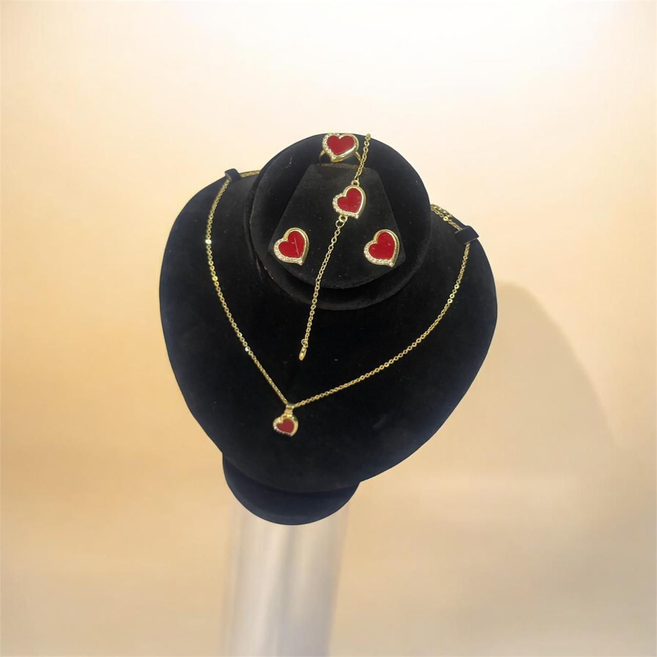 Elegant Stainless Steel Chain for Women | Luxury Gold & Silver Necklace – Stylish Daily Wear